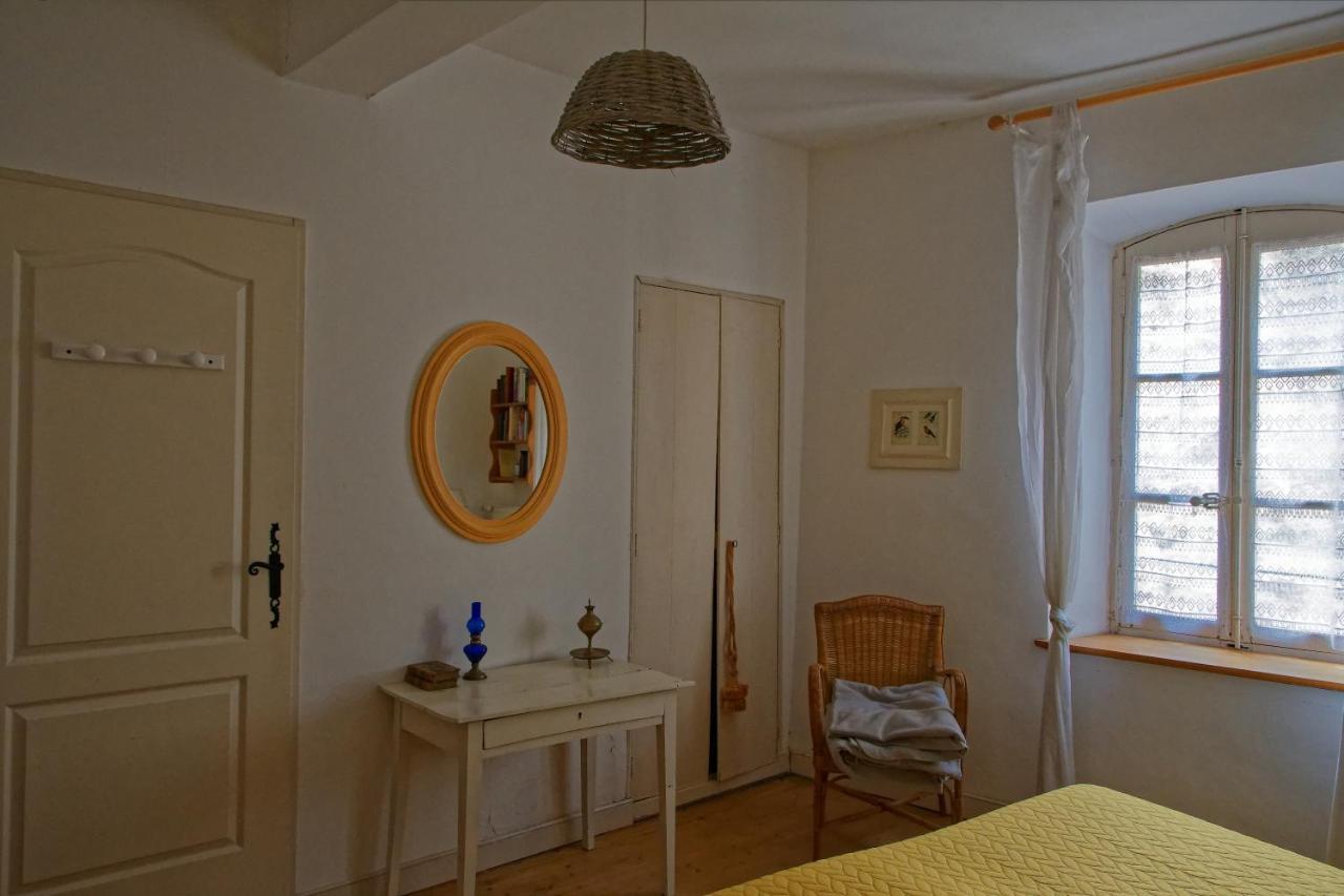 Maison Rives - Village Du Livre De Montolieu Ngoại thất bức ảnh