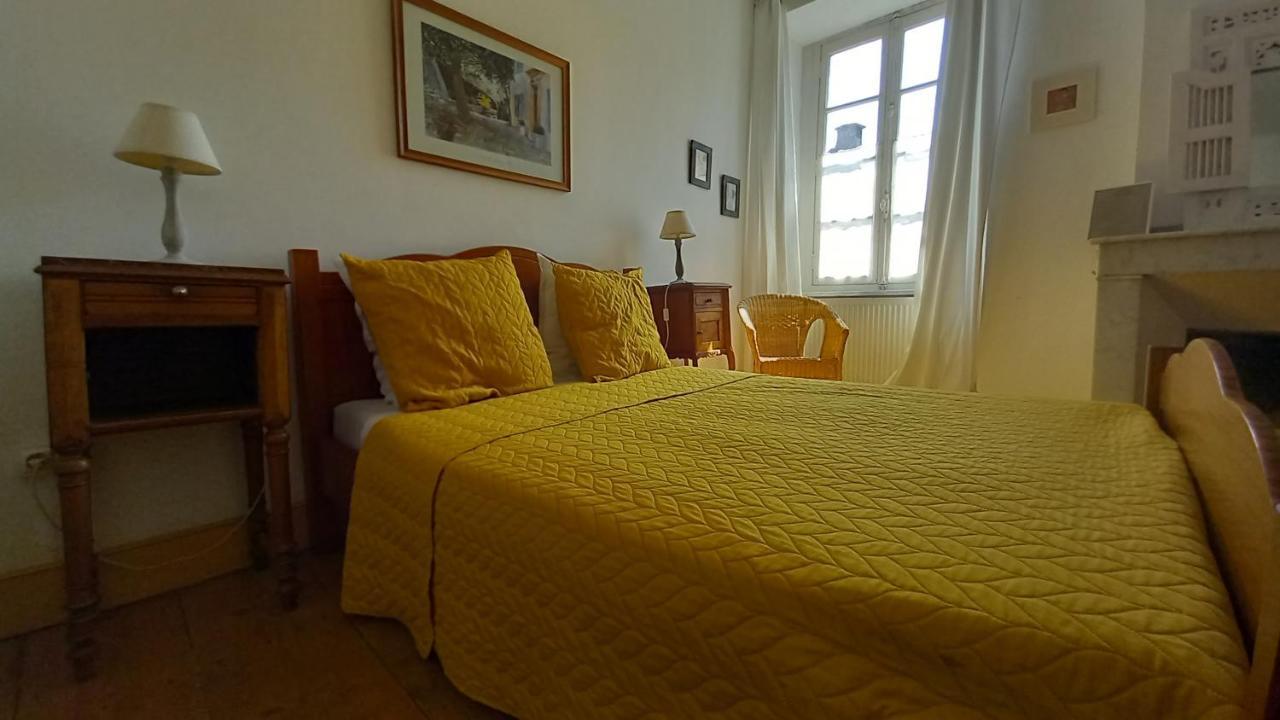Maison Rives - Village Du Livre De Montolieu Ngoại thất bức ảnh